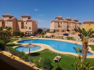 Appartement à louer en Valle del Este Golf, Almeria